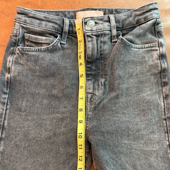 7 For All Mankind Ultra High-Rise Kick Jeans Size 25 Black $218 Retail NWT - Picture 8 of 9